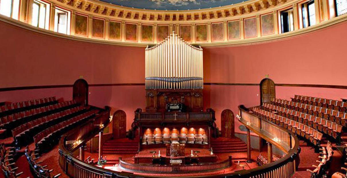 El santuario de la Iglesia Metodista Unida Lovely Lane nos recuerda de nuestra fundación. Imagen cortesía de la Iglesia Metodista Unida Lovely Lane.