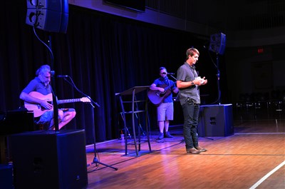 Matt Hall (right) prays at Celebrate Recovery on October 14, 2020. Photo courtesy of the Holston Conference of The United Methodist Church.