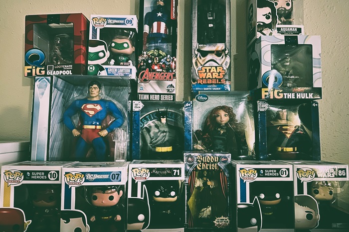 Joseph Yoo's action figures