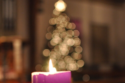 Advent wreath at St. Matthew's UMC
