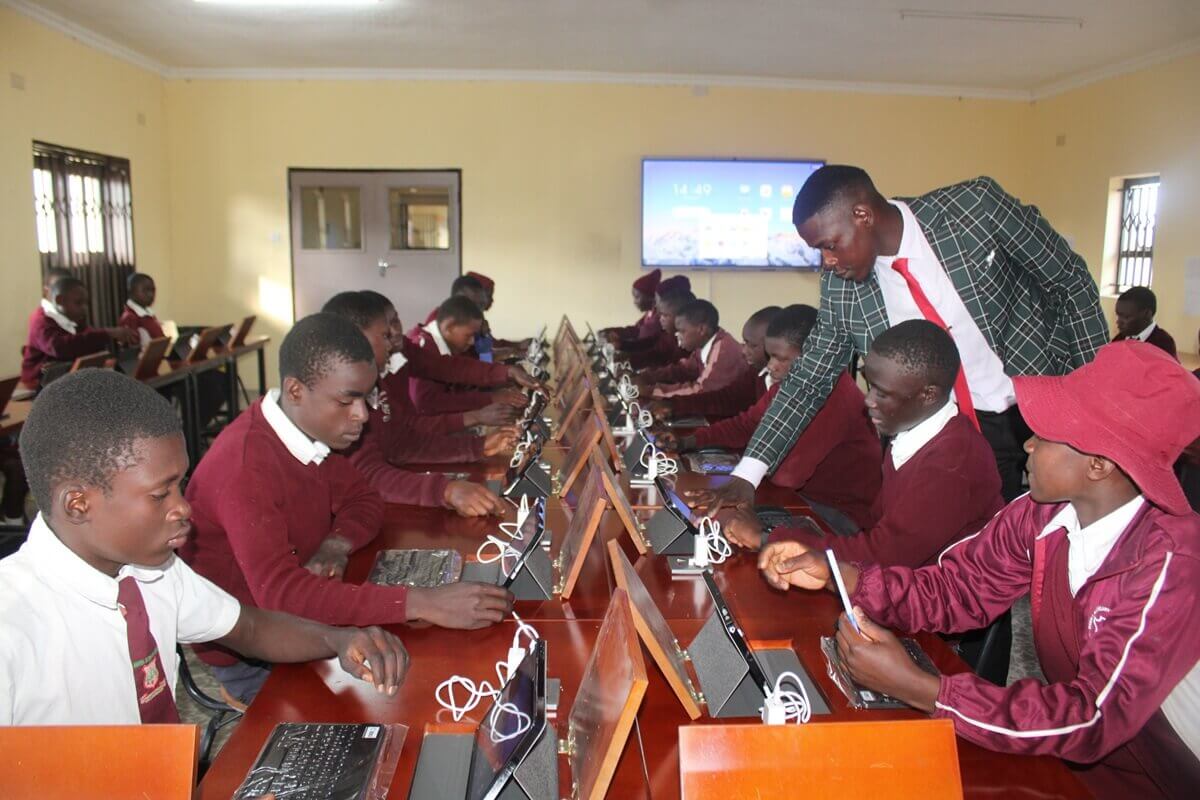 The computer lab at Hanwa Secondary School in Zimbabwe has been stocked with digital learning tools that are increasing excitement for learning and introducing opportunities for the future.